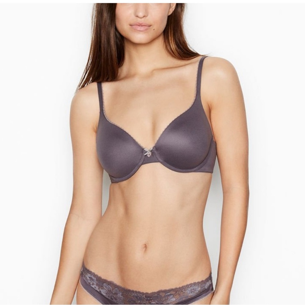 Victoria's Secret Body by Victoria Lined Perfect Coverage Bra